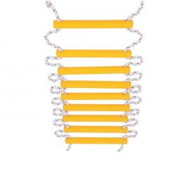 Веревочная лестница с 9 пластиковыми ступнями.