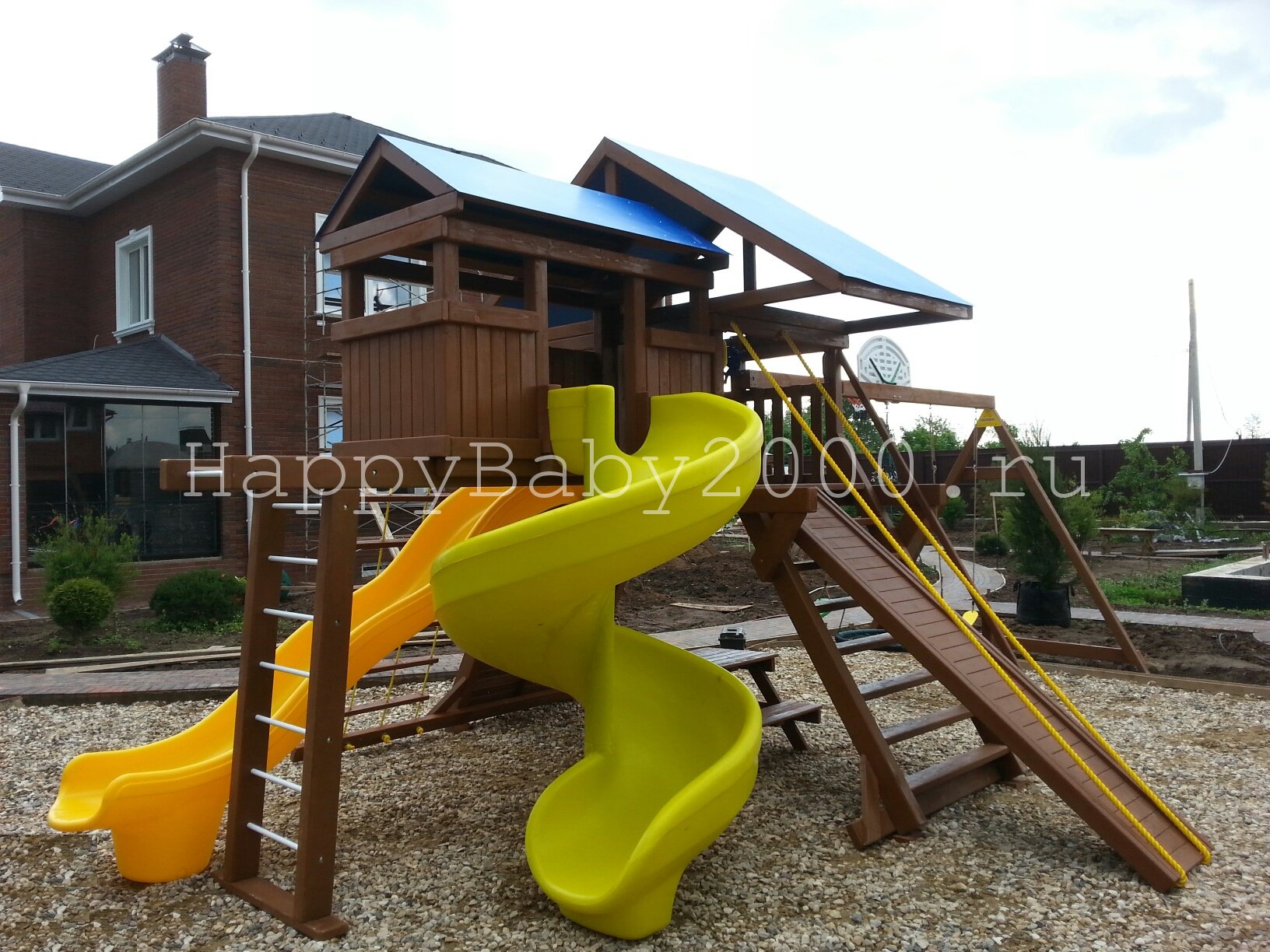 Детская площадка "Солнышко 12" с открытой винтовой горкой.